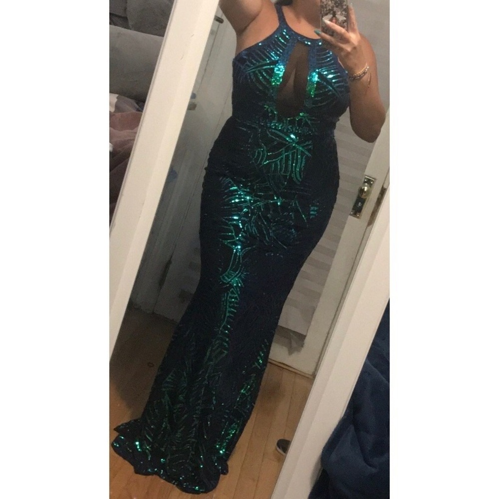 NEVER WORN Blue Green Sequin Black Maxi Dress